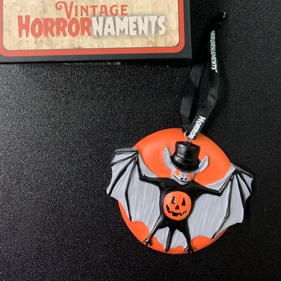 Vintage Horrornaments Gentleman Bat New Collectible Ornament Halloween Christmas - Picture 9 of 10